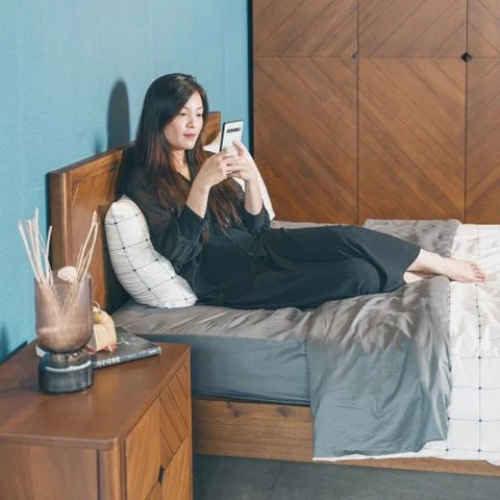 MOHO HOBRO 4-Piece Basic Bedroom Combo